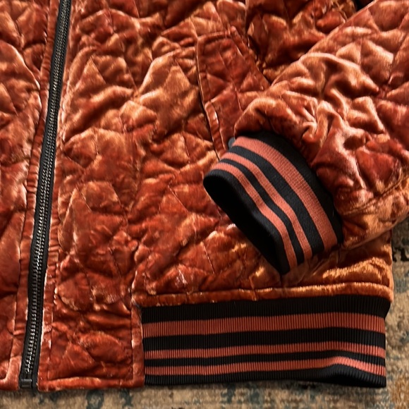 Bernardo Velvet Quilted Star Bomber Jacket PS - Picture 8 of 16